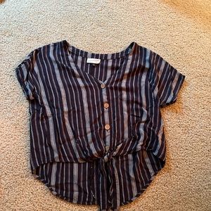 Universal Thread Button Up
